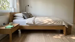 Nie ściel łóżka od razu po wstaniu. 5 kroków i jedna zasada, o której łatwo zapomnieć